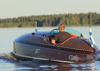 woodbacker_flyer_classic_boat_wooden_lake_mahogany_new